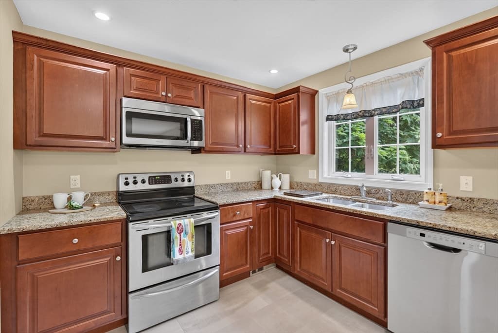 34.5 Briggs St # 1, Taunton MA 02780 photo 12