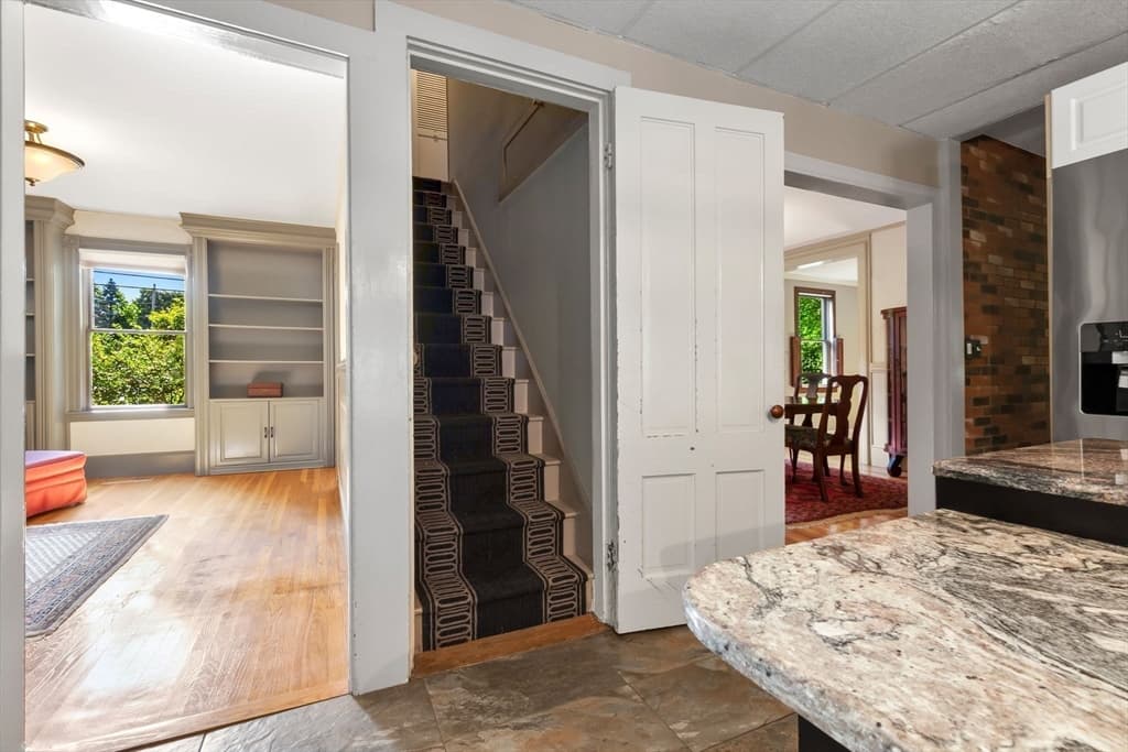 257 Centre Street, Danvers MA 01923 photo 9