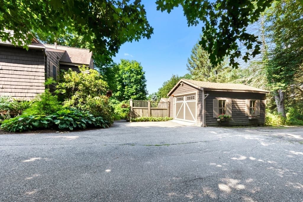 257 Centre Street, Danvers MA 01923 photo 34