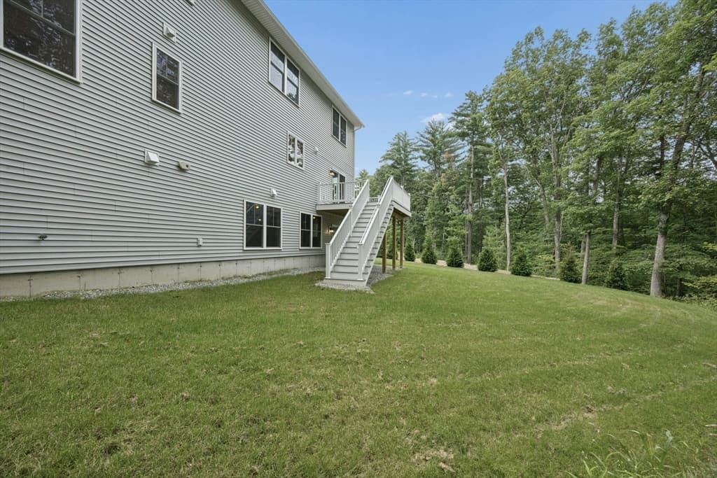 15 Gaskins Ln, Ayer MA 01432 photo 9