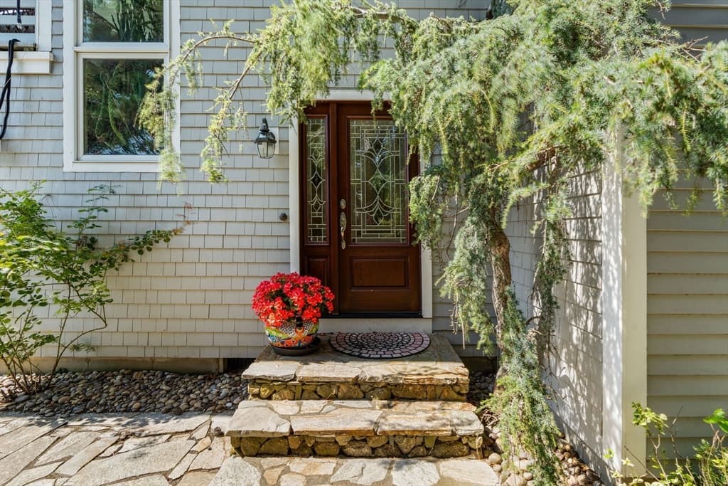 145 Popponesset Island Rd, Mashpee MA 02649 photo 7