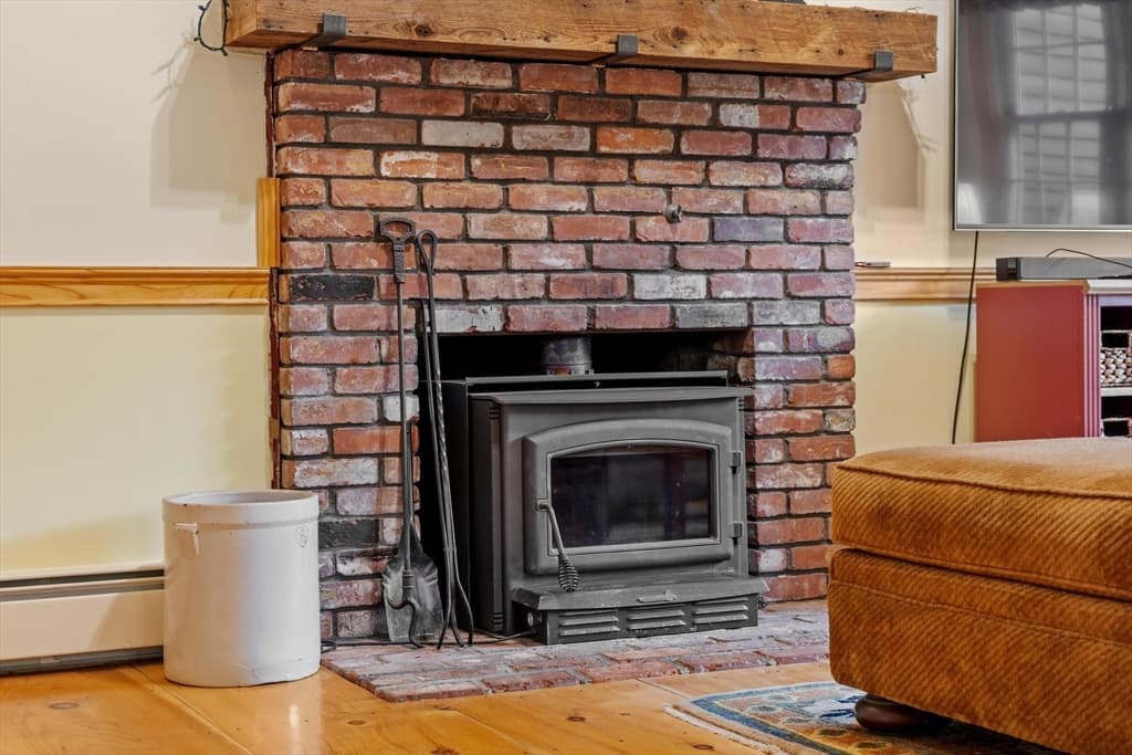 17 June Street, Pepperell MA 01463 photo 4