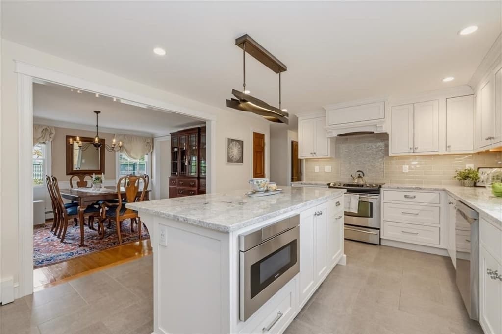 27 Church Ln, Burlington MA 01803 photo 14