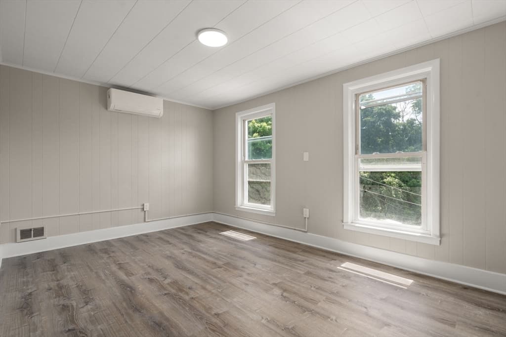83 Oak Street, Uxbridge MA 01569 photo 17