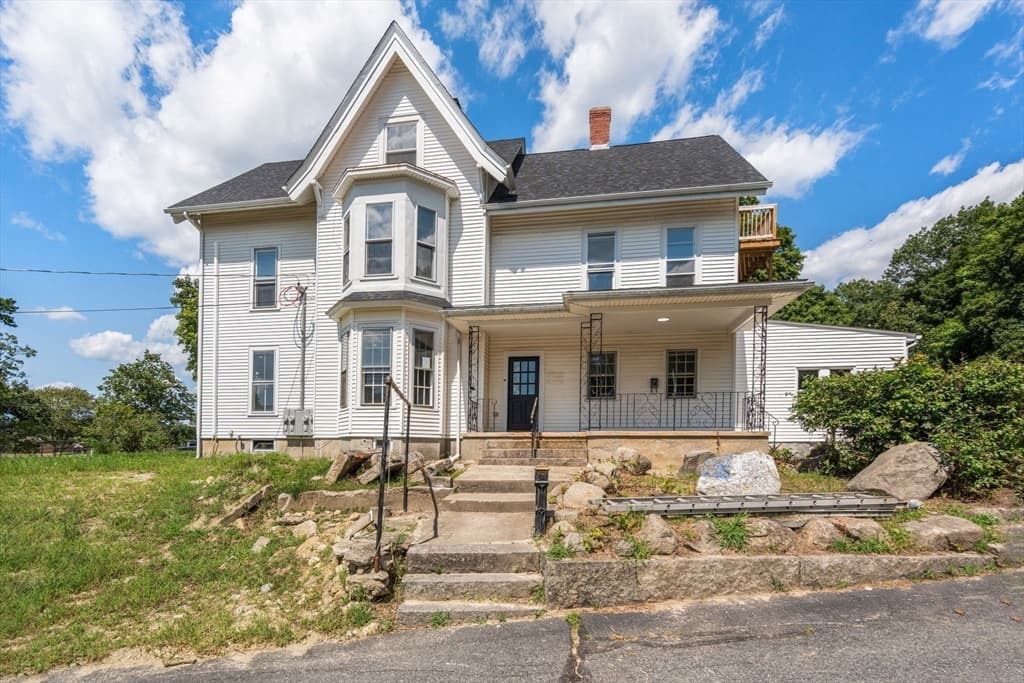 83 Oak Street, Uxbridge MA 01569 photo 3