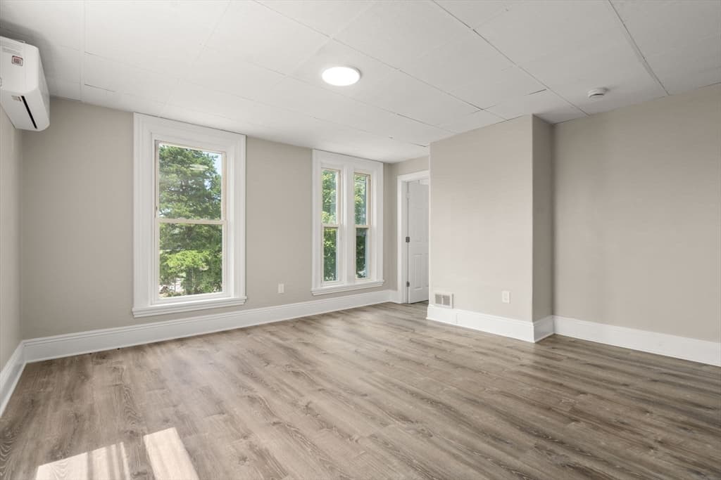 83 Oak Street, Uxbridge MA 01569 photo 21