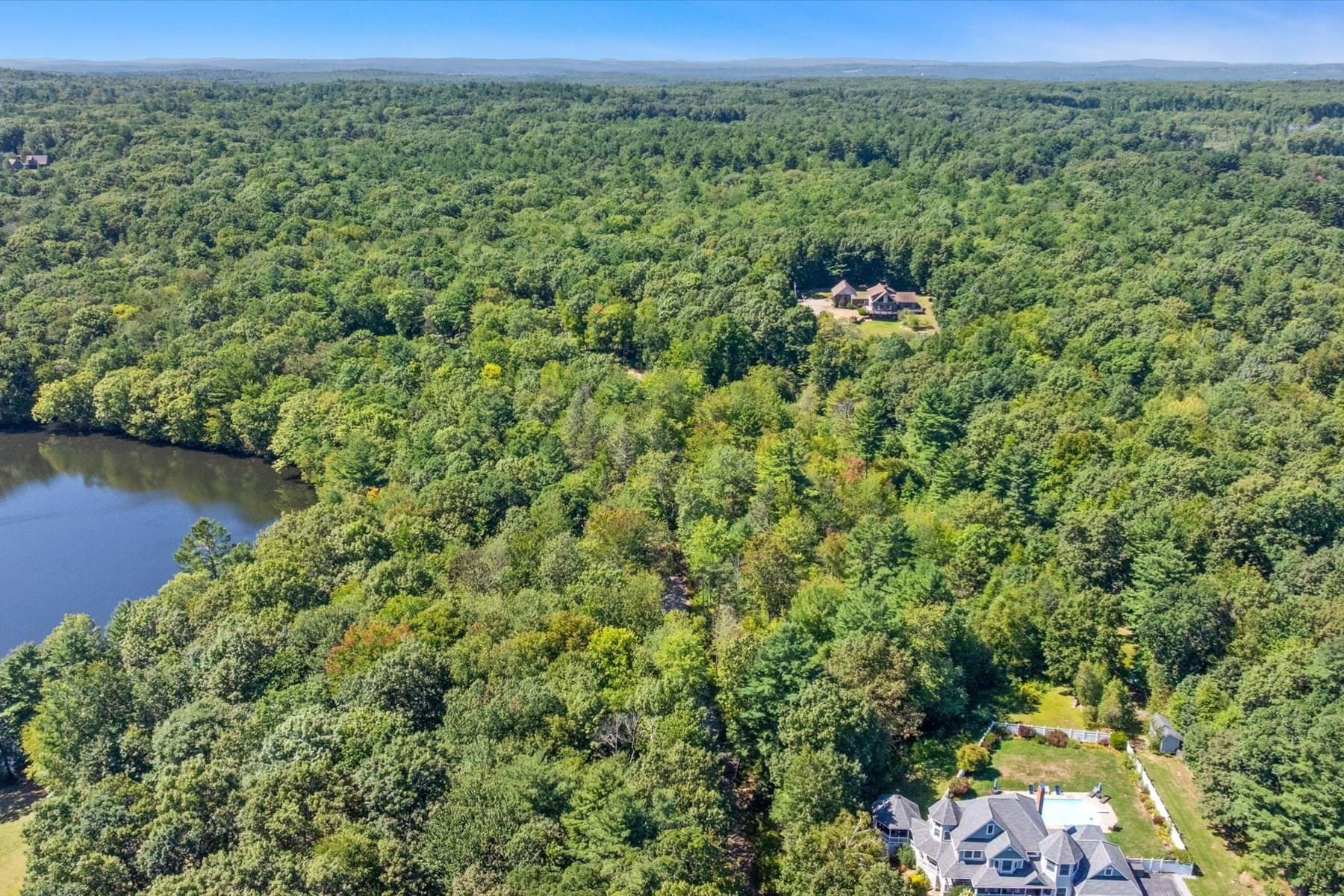 Residential at 39 Chickering Rd, Spencer MA 01562, photo 10 of 34