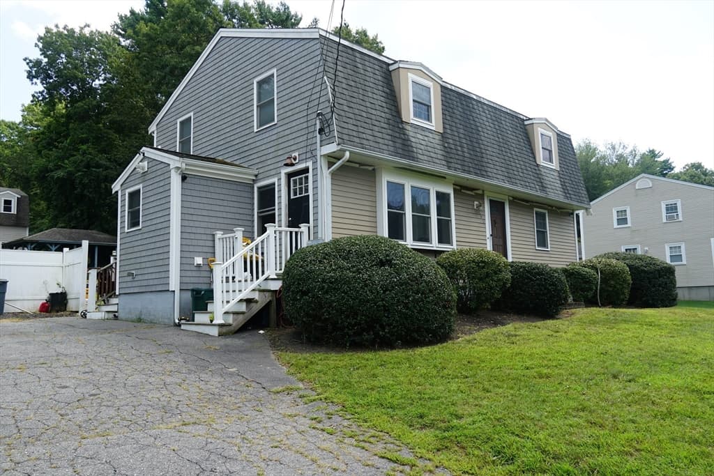 492 Kingman Street, Taunton MA 02718 photo 2