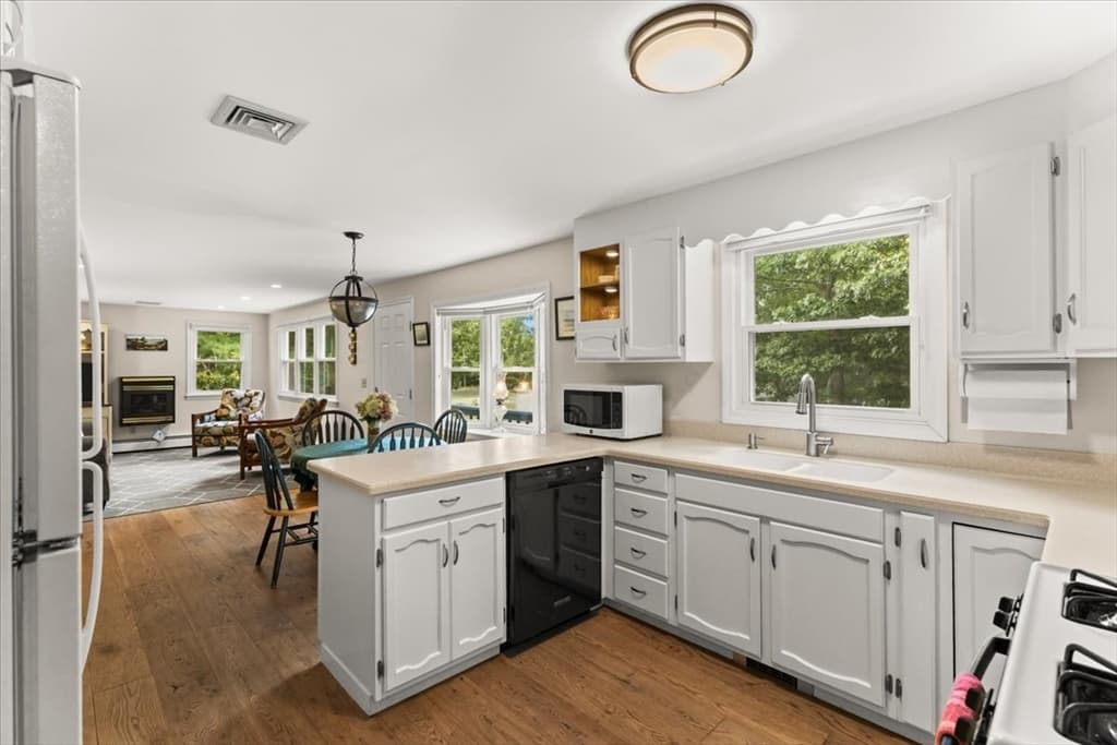 84 Eel Pond Rd, Bourne MA 02532 photo 22