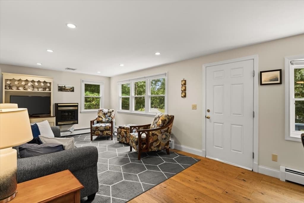 84 Eel Pond Rd, Bourne MA 02532 photo 9