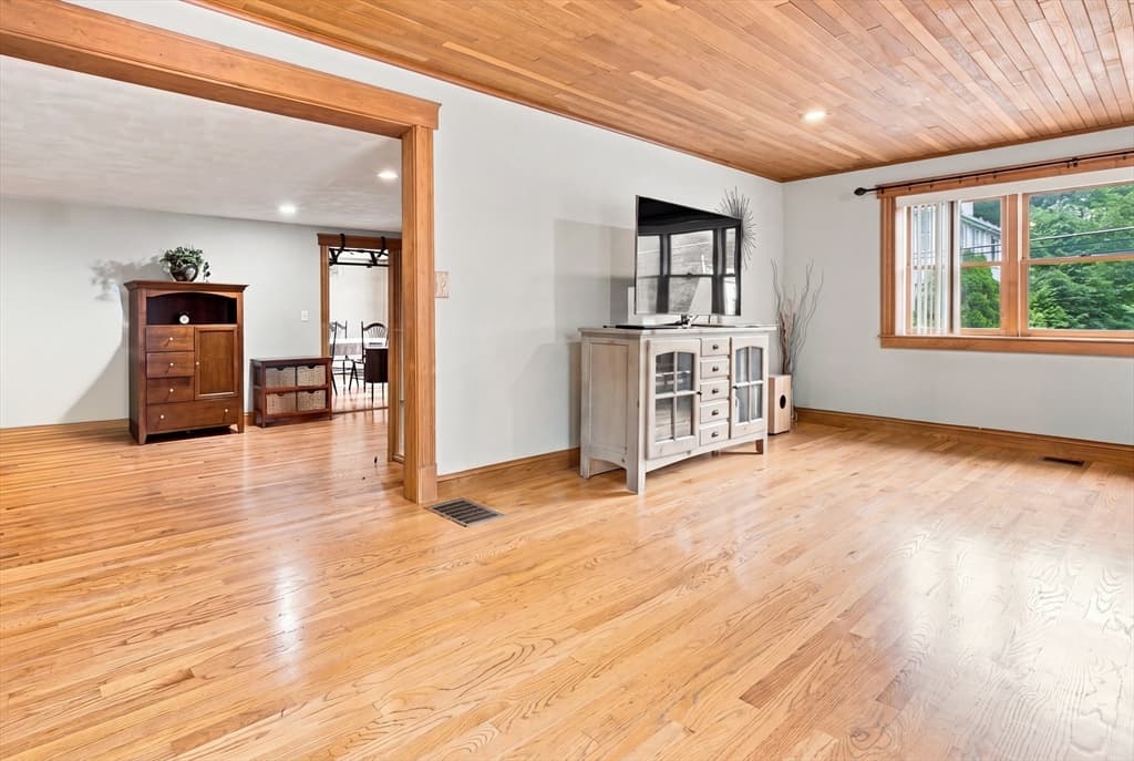 18 Gordon Rd, North Reading MA 01864 photo 6