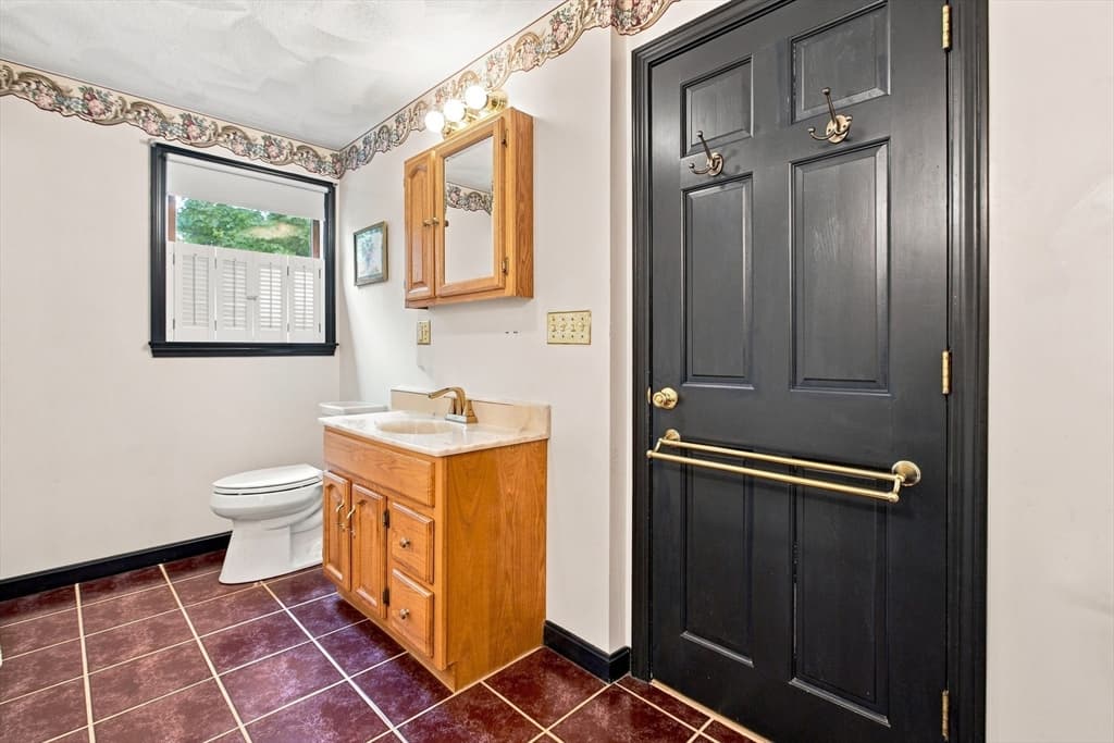 18 Gordon Rd, North Reading MA 01864 photo 26
