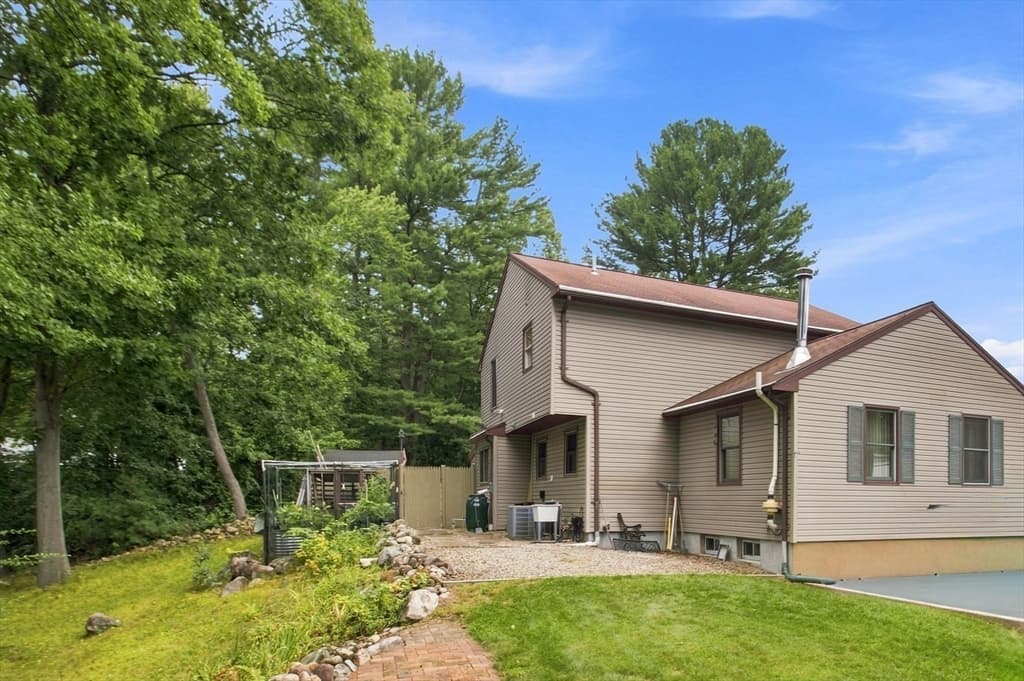 18 Gordon Rd, North Reading MA 01864 photo 32