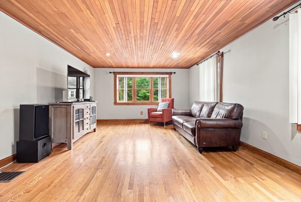18 Gordon Rd, North Reading MA 01864 photo 8