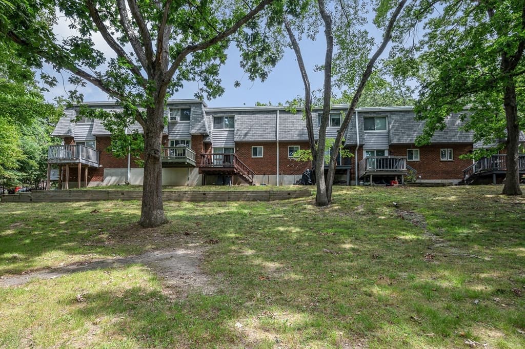 141 Thissell Ave # 26, Dracut MA 01826 photo 27