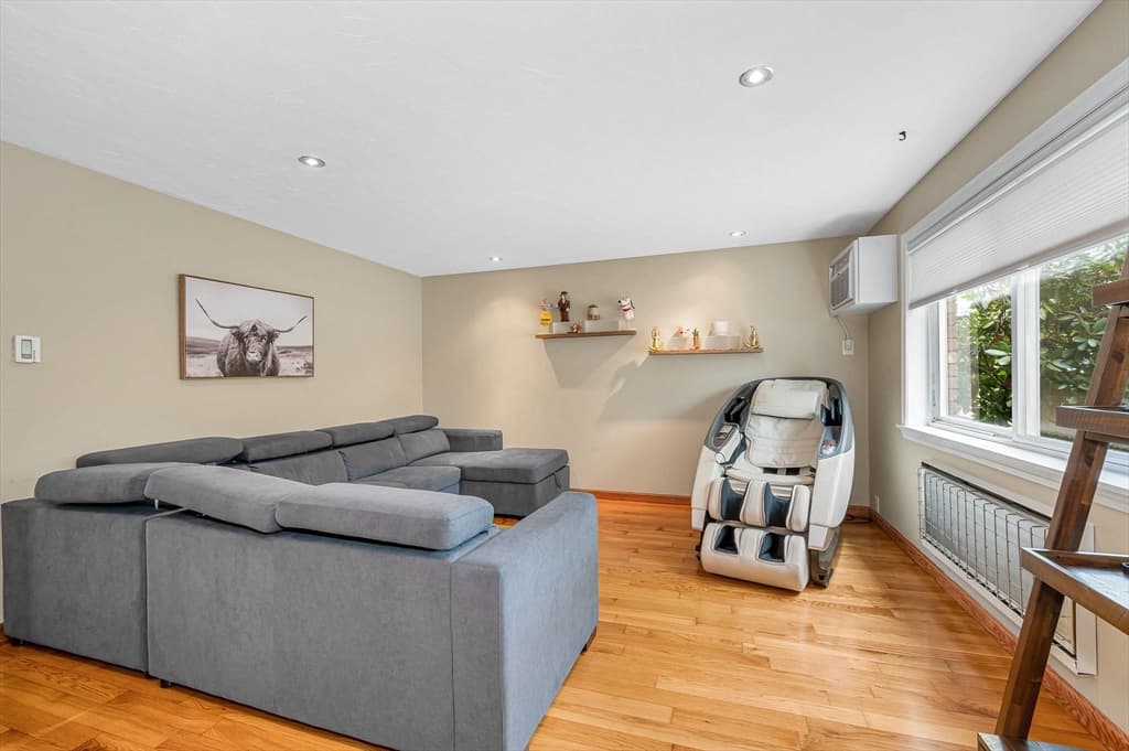 141 Thissell Ave # 26, Dracut MA 01826 photo 2