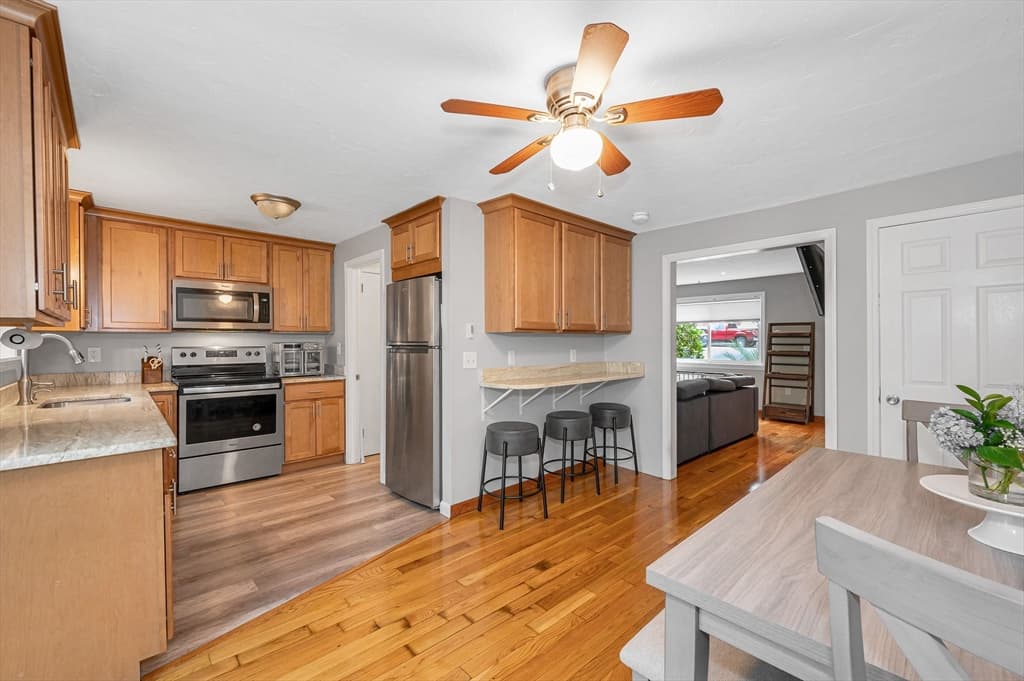 141 Thissell Ave # 26, Dracut MA 01826 photo 7