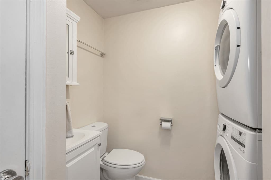 141 Thissell Ave # 26, Dracut MA 01826 photo 11