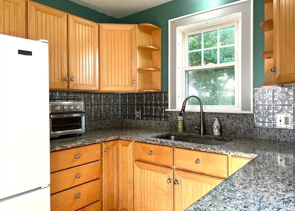 13 West Street, Deerfield MA 01373 photo 10