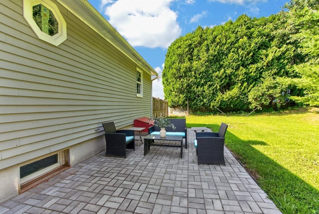 59 Brookside Ave, Webster MA 01570 photo 23