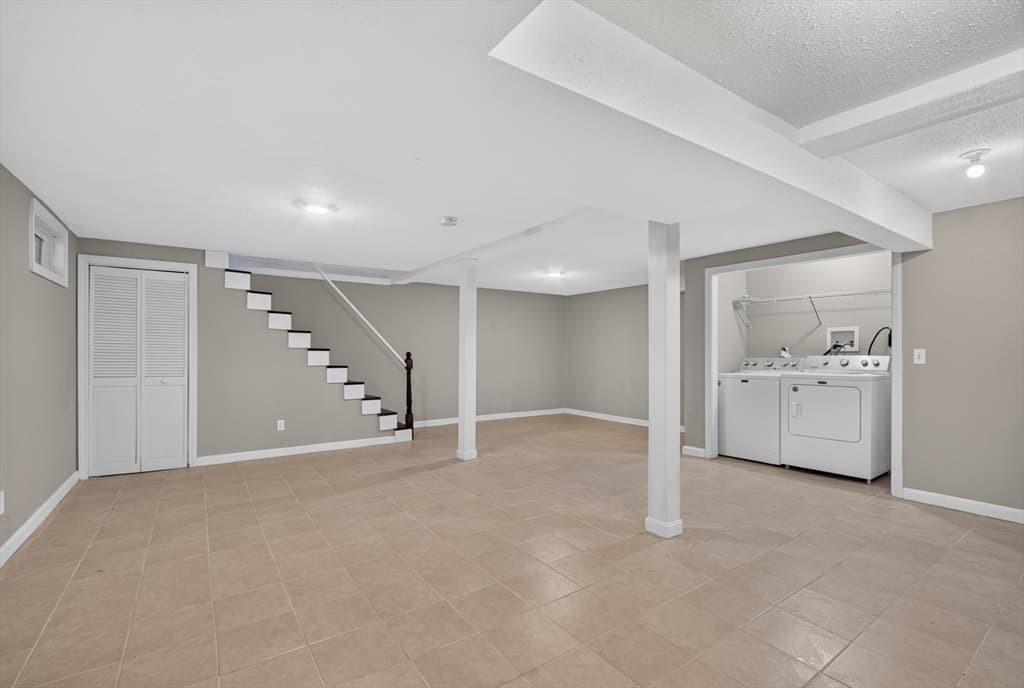 59 Brookside Ave, Webster MA 01570 photo 22
