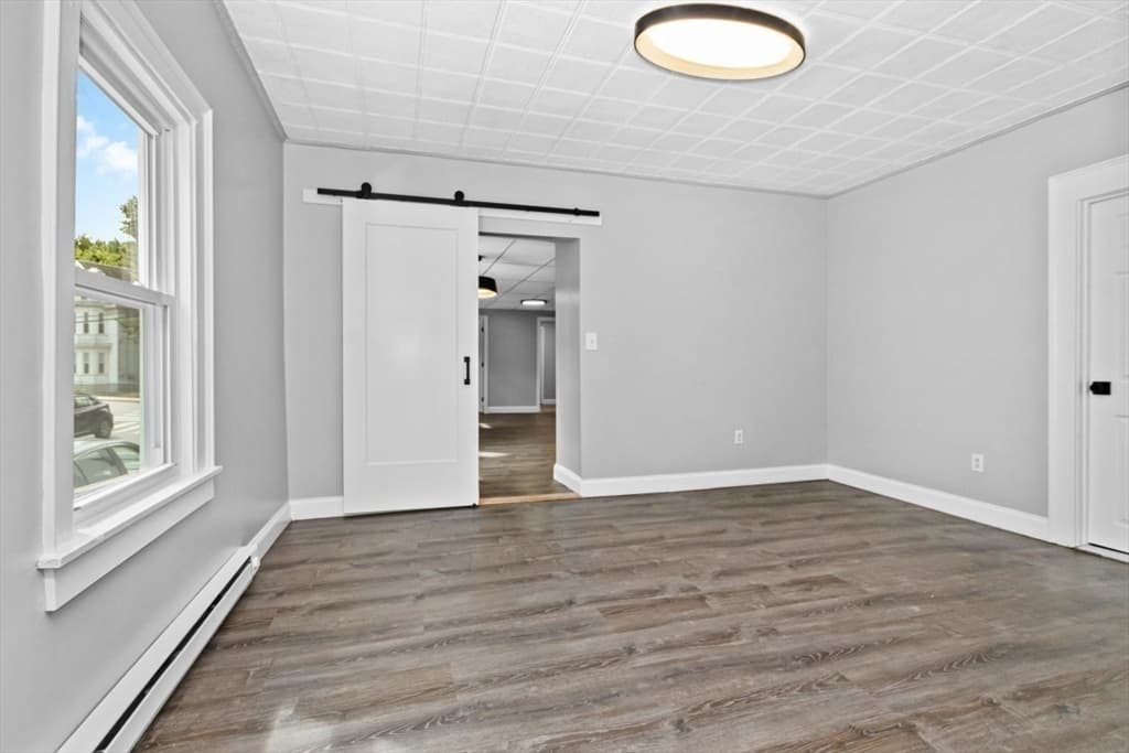 112 Hampshire St, Lowell MA 01850 photo 13