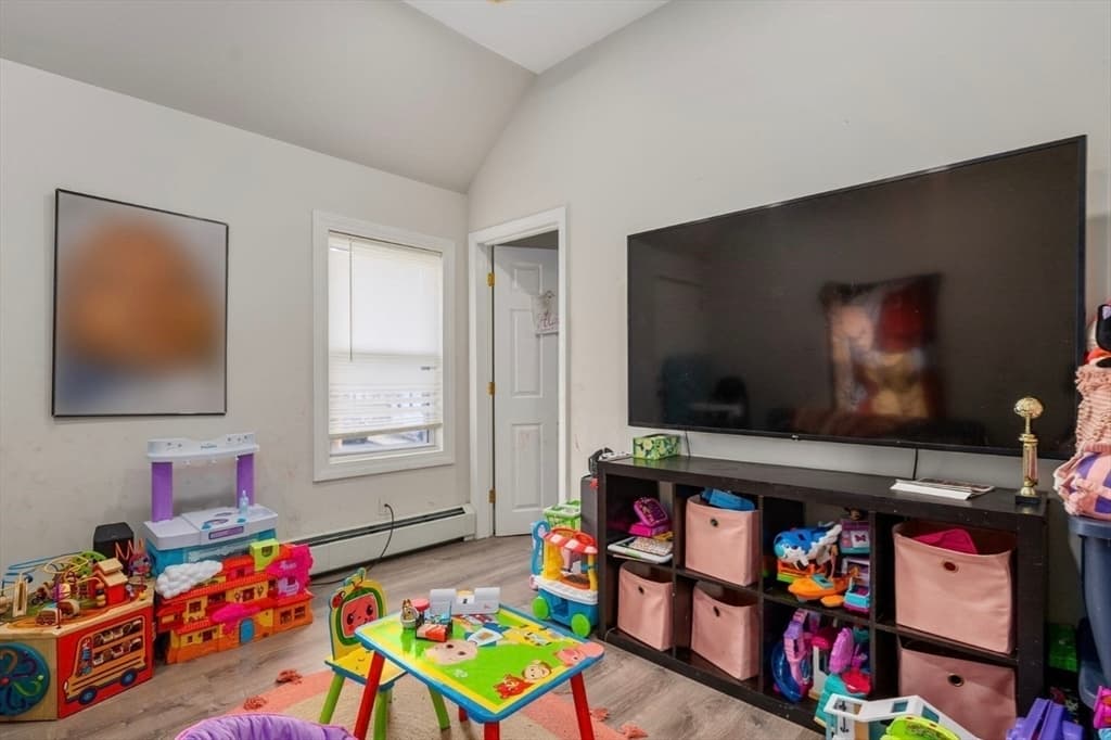 112 Hampshire St, Lowell MA 01850 photo 21