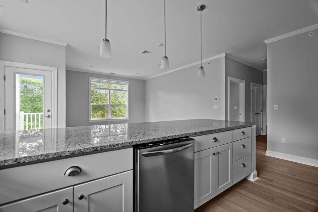 635 Old Post Road # 302, Sharon MA 02067 photo 8