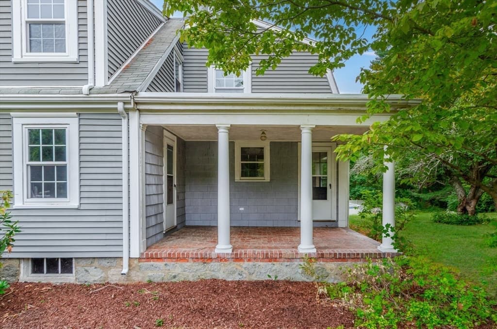 334 High Street, Hanson MA 02341 photo 4