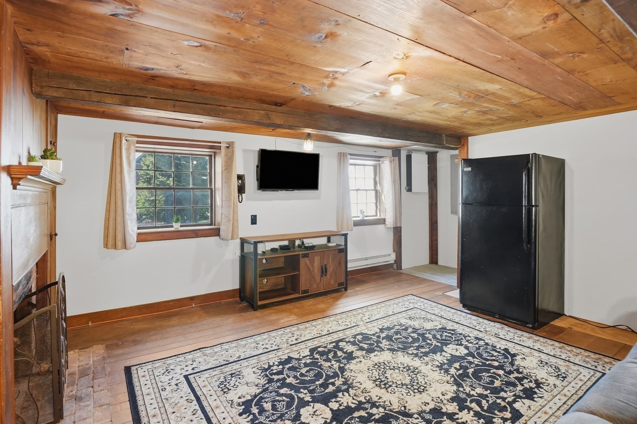 Single Family Residence at 35 Edgewater Drive, Blackstone MA 01504, Blackstone, photo 27 of 35