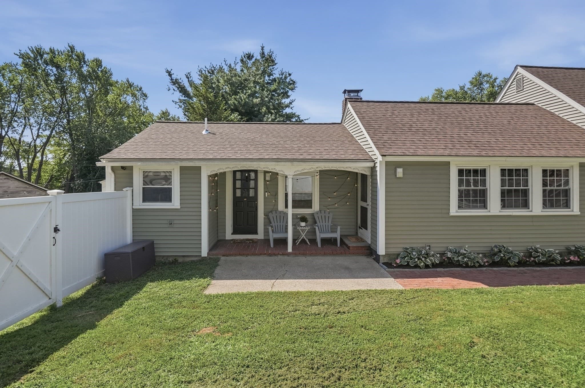 Single Family Residence at 35 Edgewater Drive, Blackstone MA 01504, Blackstone, photo 2 of 35