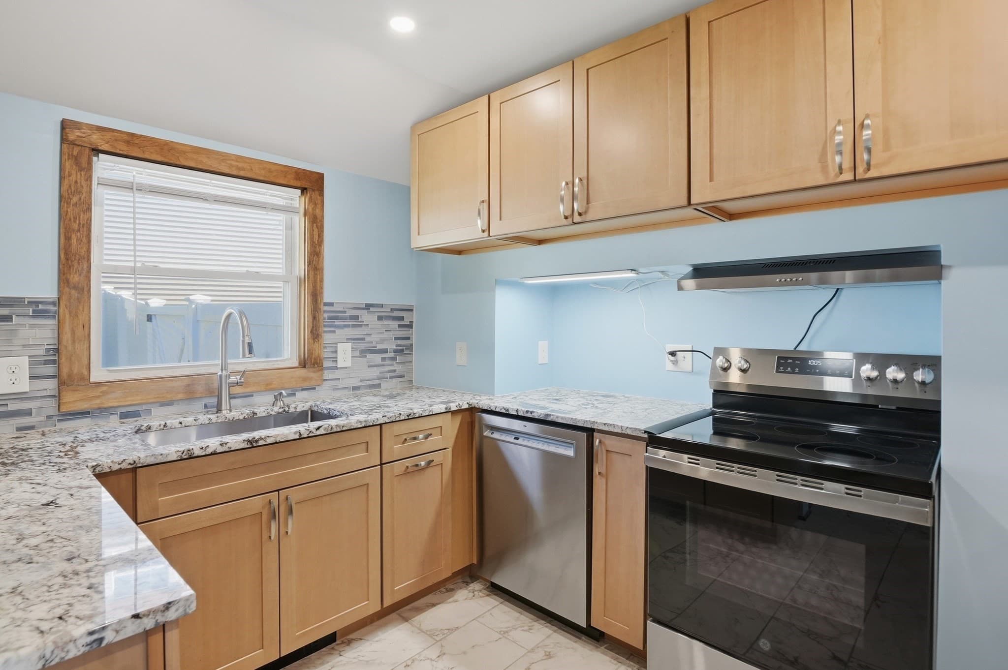 Single Family Residence at 35 Edgewater Drive, Blackstone MA 01504, Blackstone, photo 11 of 35