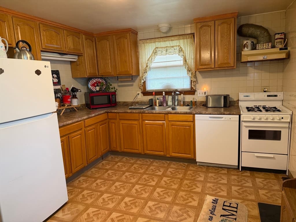 35 Townsend Terrace, Framingham MA 01701 photo 5