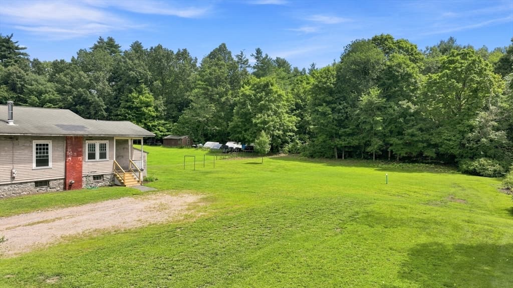 588 Poole St, Ludlow MA 01056 photo 27