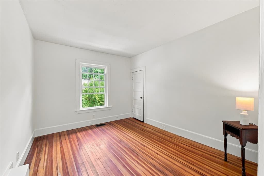 588 Poole St, Ludlow MA 01056 photo 12