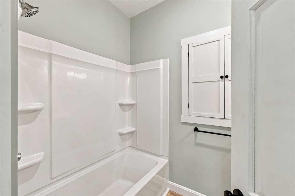 588 Poole St, Ludlow MA 01056 photo 20
