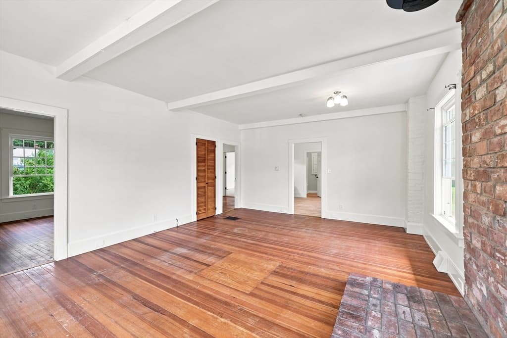 588 Poole St, Ludlow MA 01056 photo 10