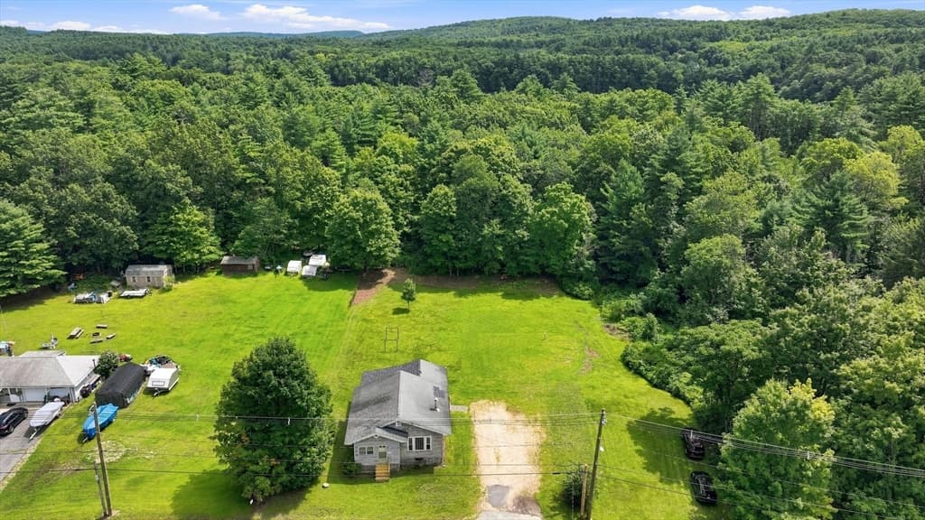 588 Poole St, Ludlow MA 01056 photo 31