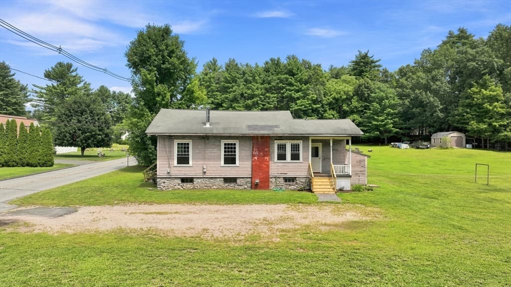 588 Poole St, Ludlow MA 01056 photo 29