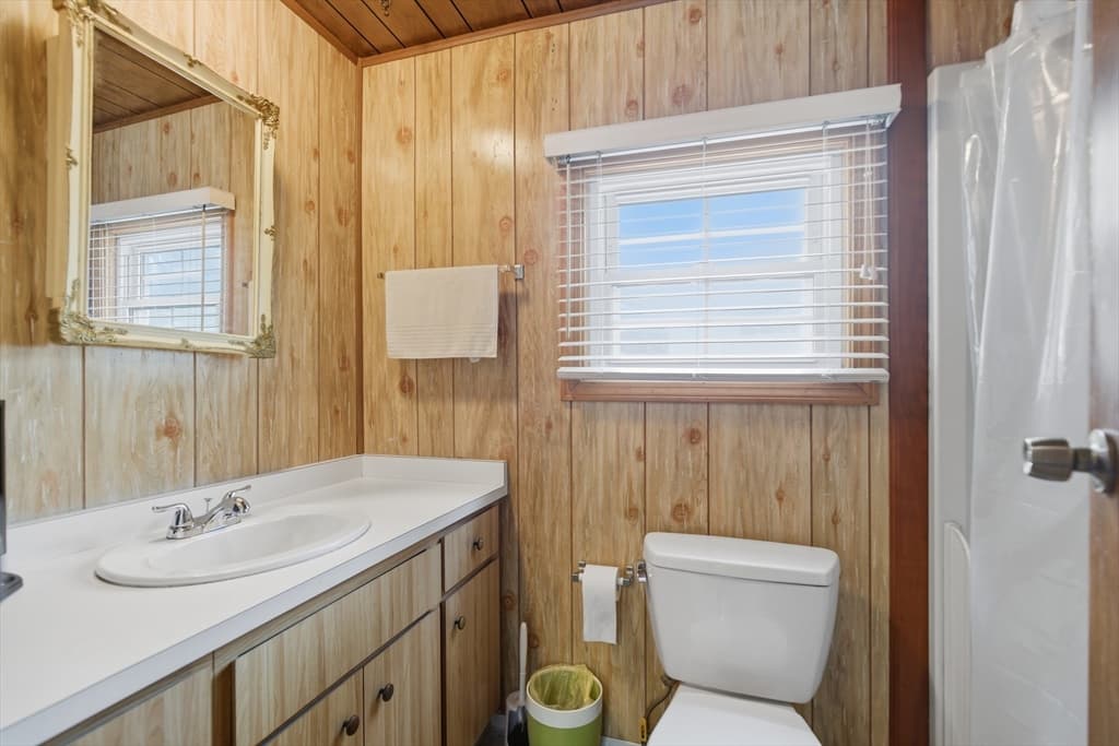 8 Donahue Lane, Grafton MA 01536 photo 11