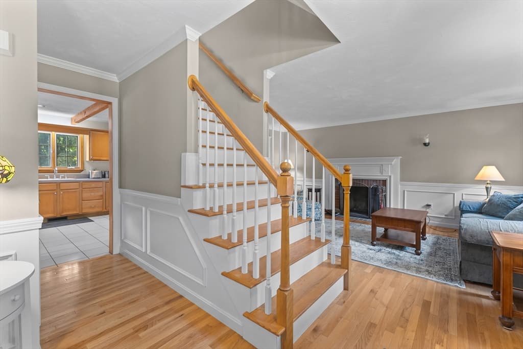 10 Shirley Street, Pepperell MA 01463 photo 5