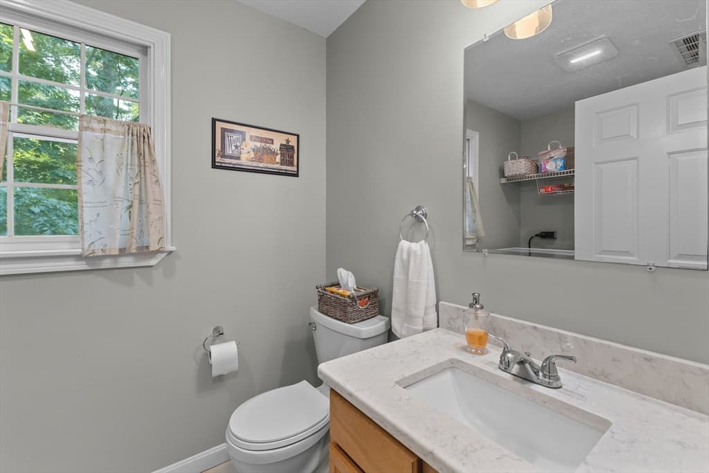 10 Shirley Street, Pepperell MA 01463 photo 10