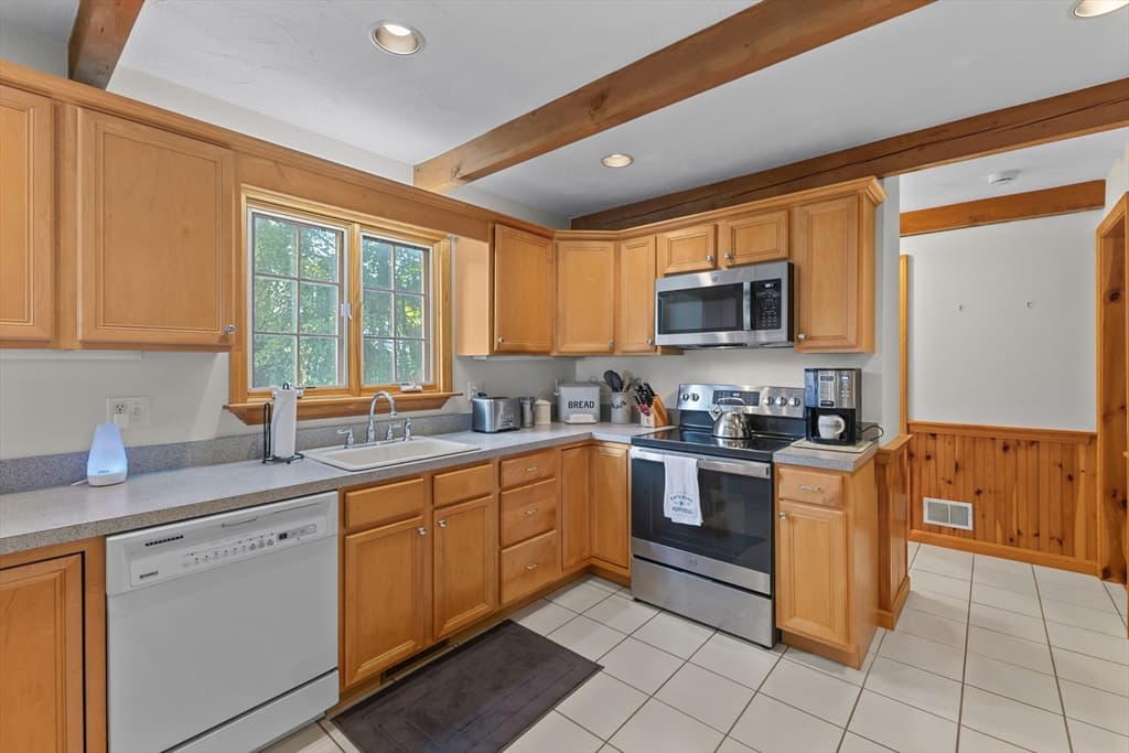 10 Shirley Street, Pepperell MA 01463 photo 15