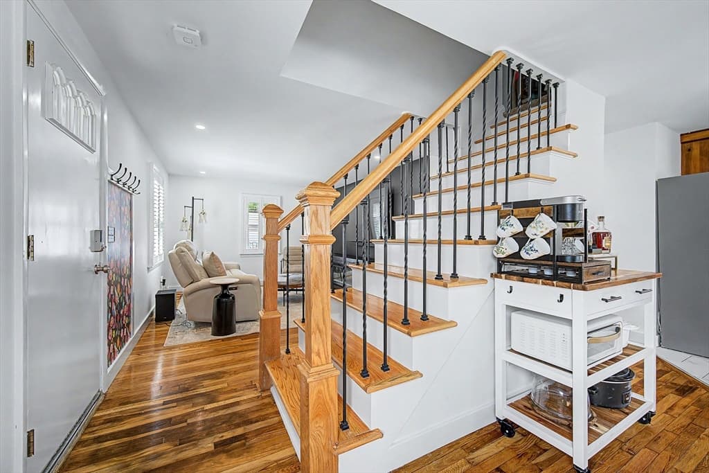 26 Westside Ave, North Attleboro MA 02760 photo 8