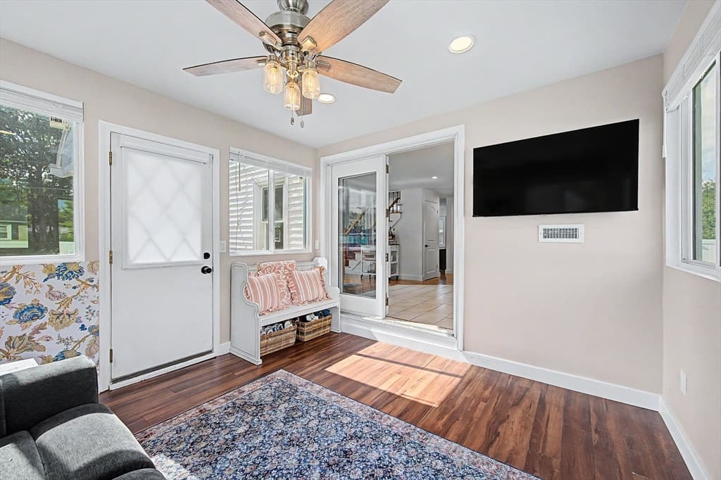 26 Westside Ave, North Attleboro MA 02760 photo 21