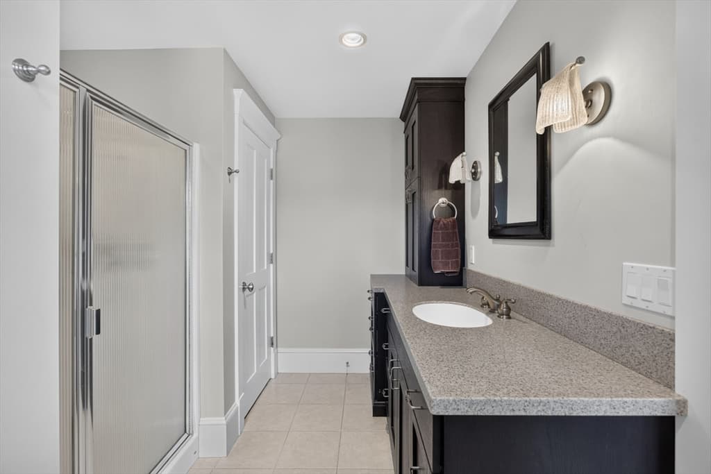 129 Racing Beach Ave, Falmouth MA 02540 photo 26