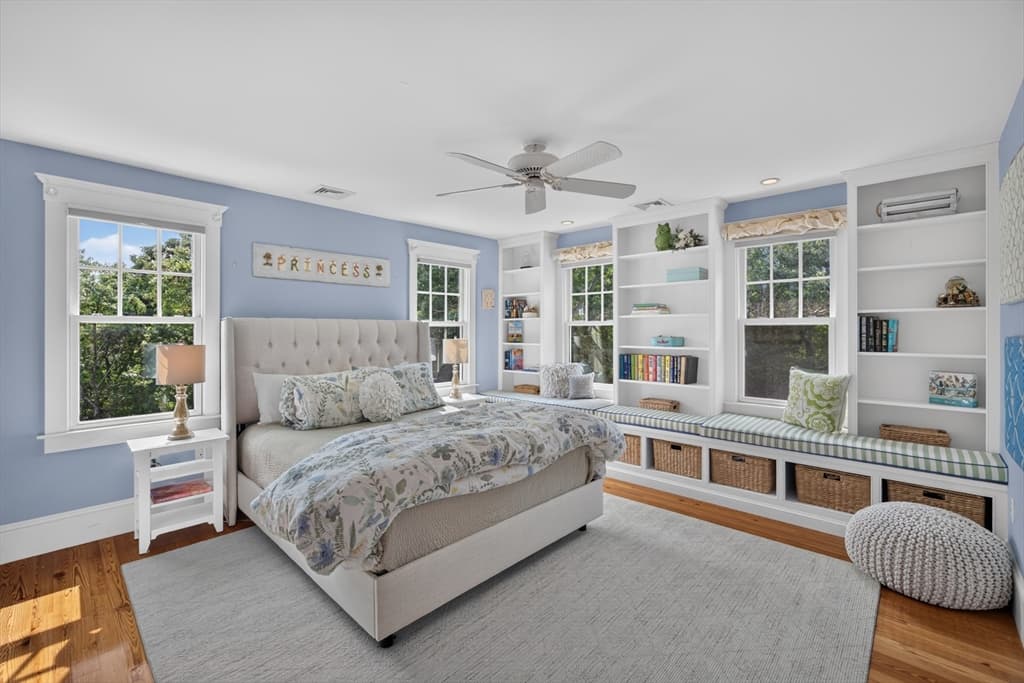129 Racing Beach Ave, Falmouth MA 02540 photo 20