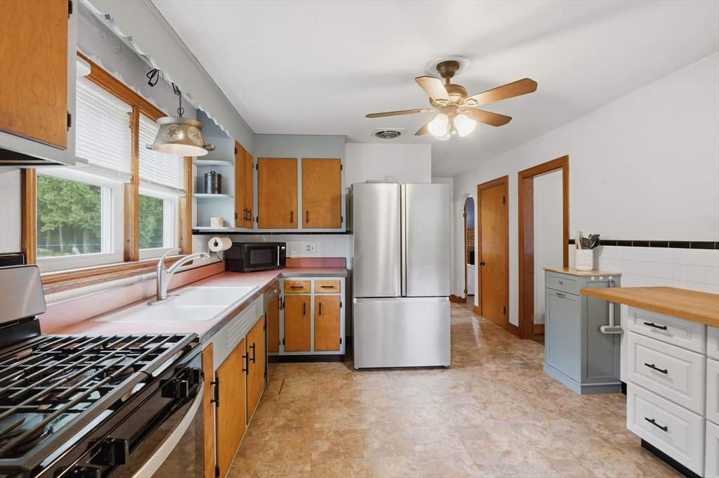 158 Oakham Road, Barre MA 01005 photo 9