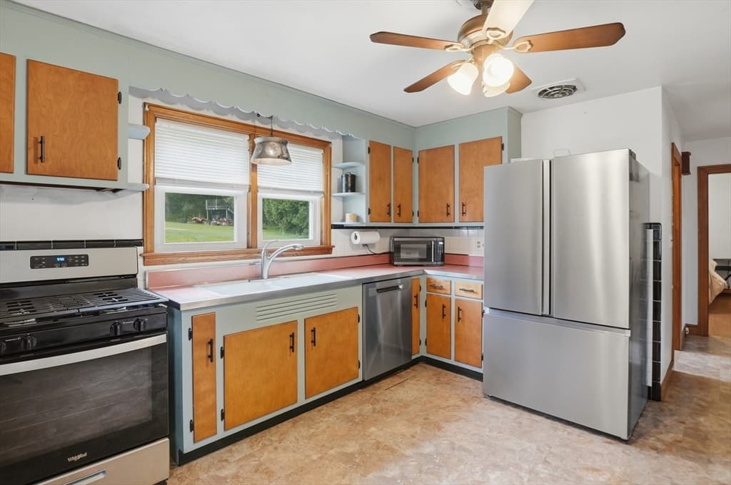 158 Oakham Road, Barre MA 01005 photo 10