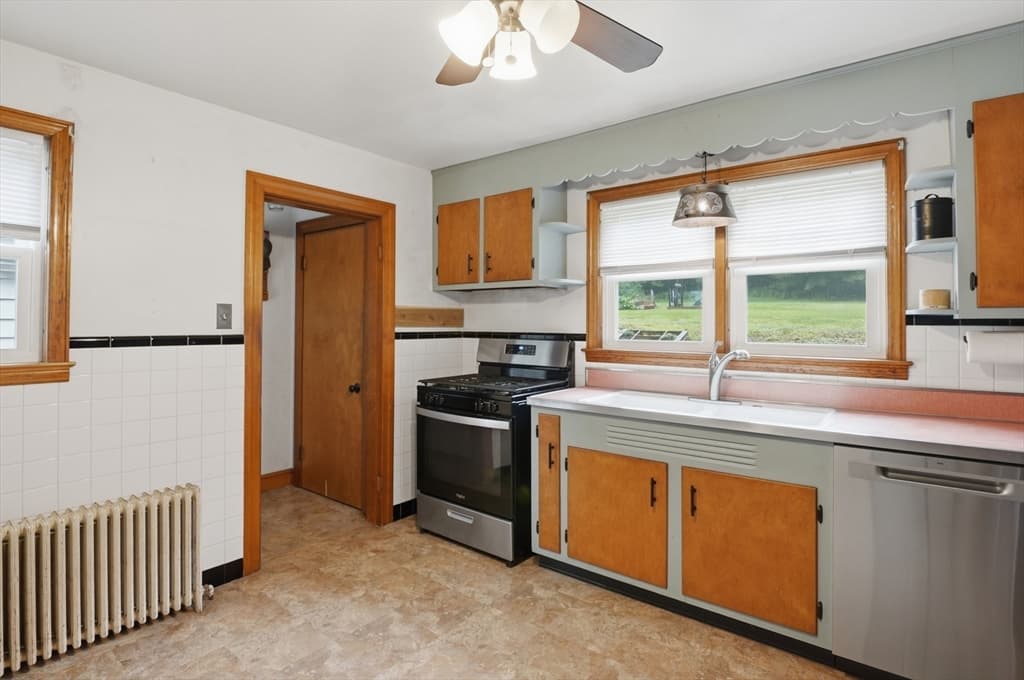158 Oakham Road, Barre MA 01005 photo 11